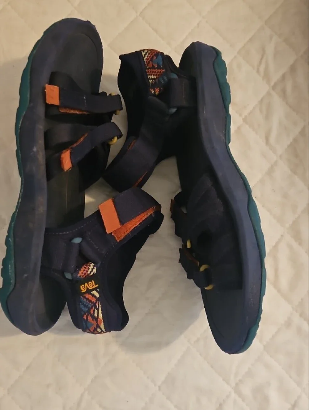 Teva Mens 6 Navy Sandals